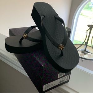 NIB Tory Burch Wedge Flip Flops Sz 7